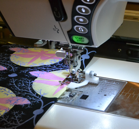 Janome Edge Guide Foot 9mm