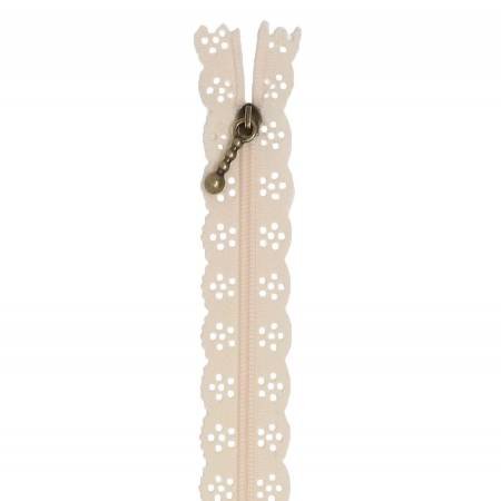 Kimberbell 14" Lace Zipper: Buttermilk
