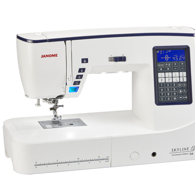Janome Skyline S6 AE