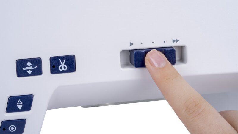 Janome Skyline S7 AE - Image 13