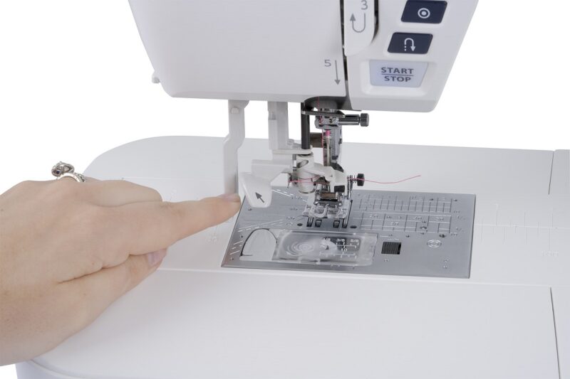 Janome Skyline S7 AE - Image 21
