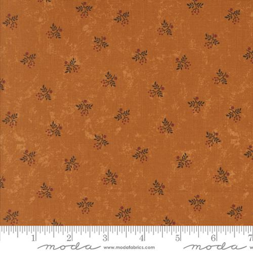 Kansas Toubles Quilters - A Vintage Christmas Gold Mini Berry Print